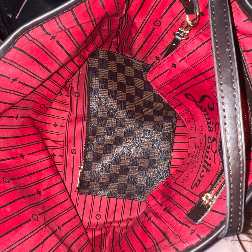 Off brand LV